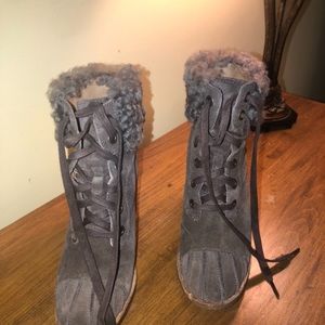 Uggs Jaxon size 7 1/2